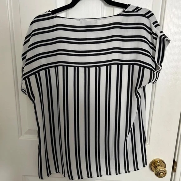 Black & White Striped Tee - Picture 3 of 3